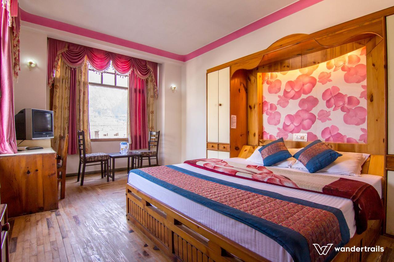 Flamingo Resort Маналі Екстер'єр фото