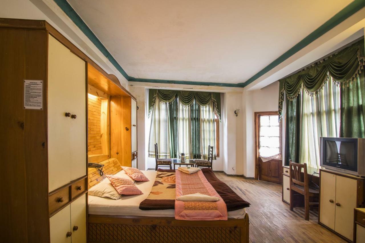 Flamingo Resort Маналі Екстер'єр фото