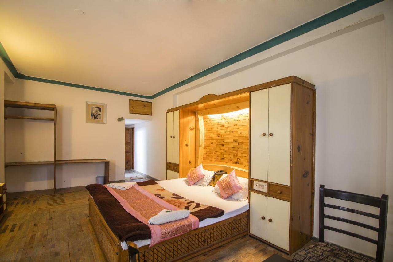 Flamingo Resort Маналі Екстер'єр фото